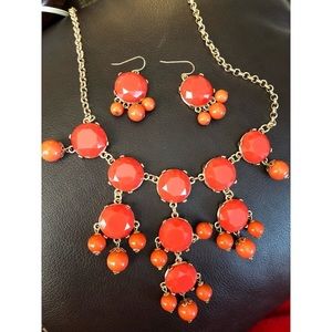 Stella and dot Necklace and Earrings